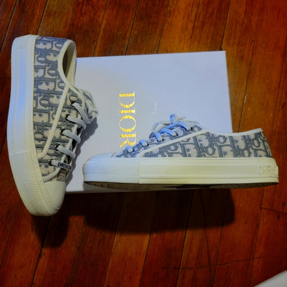 Christian Dior Sneakers - Picture 3 of 5